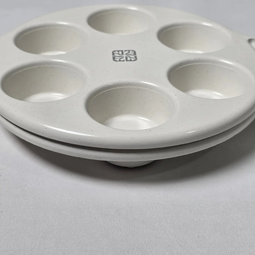 LittonWare‎ Muffin Pan Cream Speckled Vintage Microwave Oven Safe Set 2